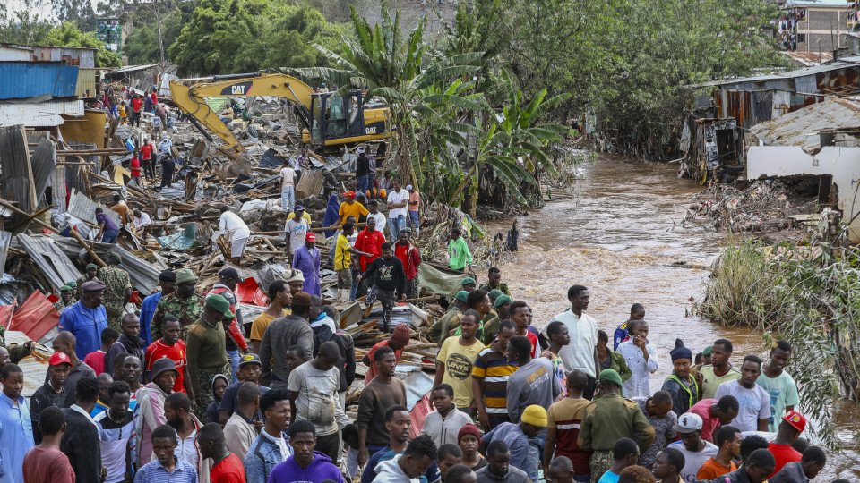 Cyclone Hits Kenya And Tanzania And Worsens Impact Of Flooding