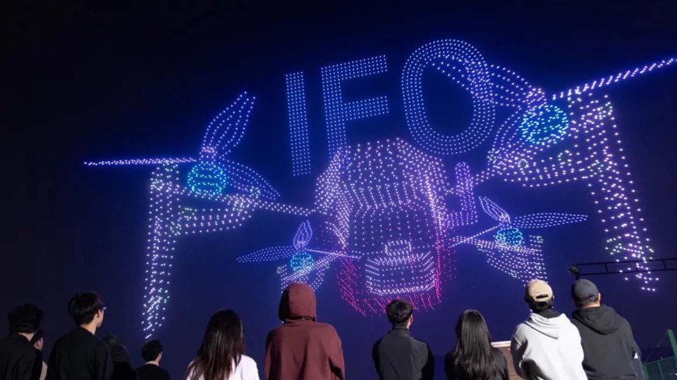 Drone Show Sets New Guinness Record. Watch the video