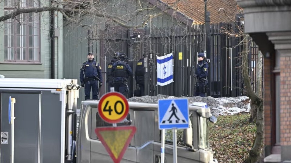 Police Investigate Shooting At Israeli Embassy In Sweden