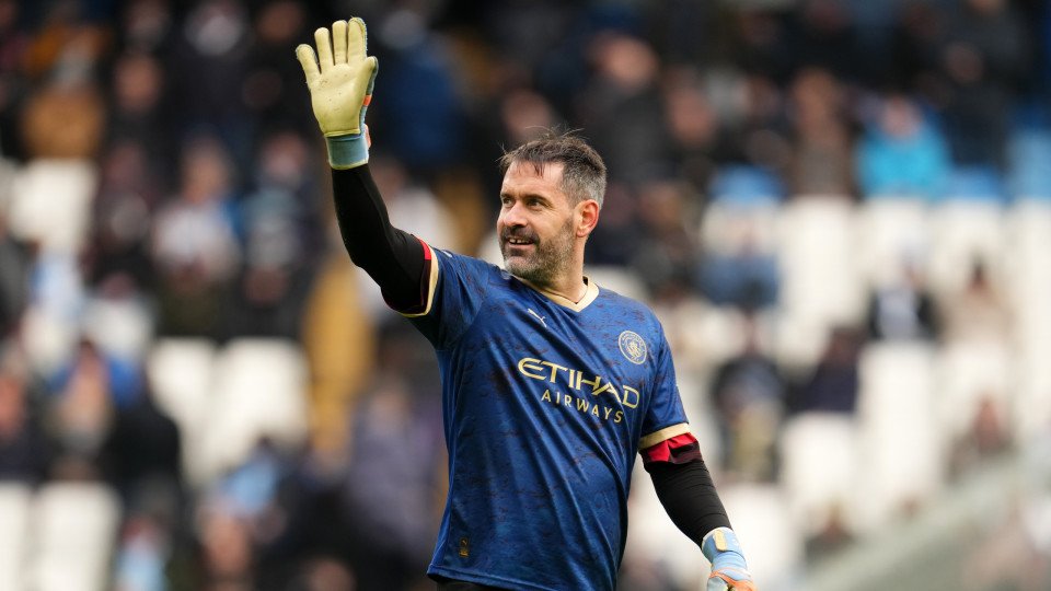 He’s 38 Years Old, Has Played 2 Games In 5 Seasons… And Will Renew With Manchester City