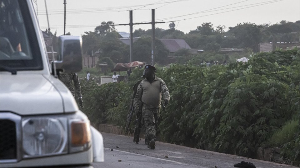 A South African Military Officer Killed And 13 Wounded In DRCongo Clashes