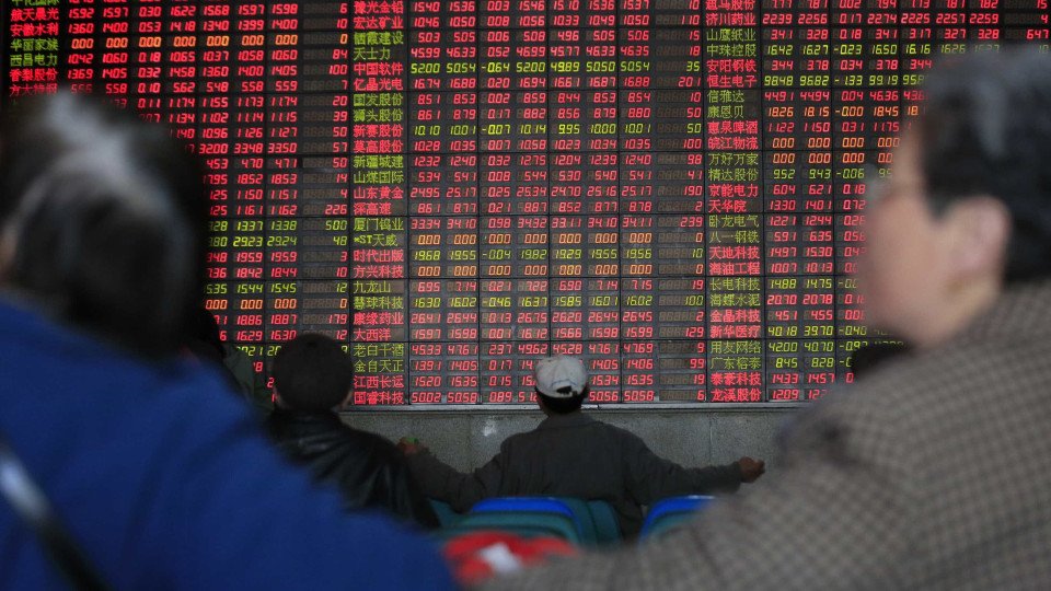 Japan's Central Bank Reduces Public Debt Purchase Program