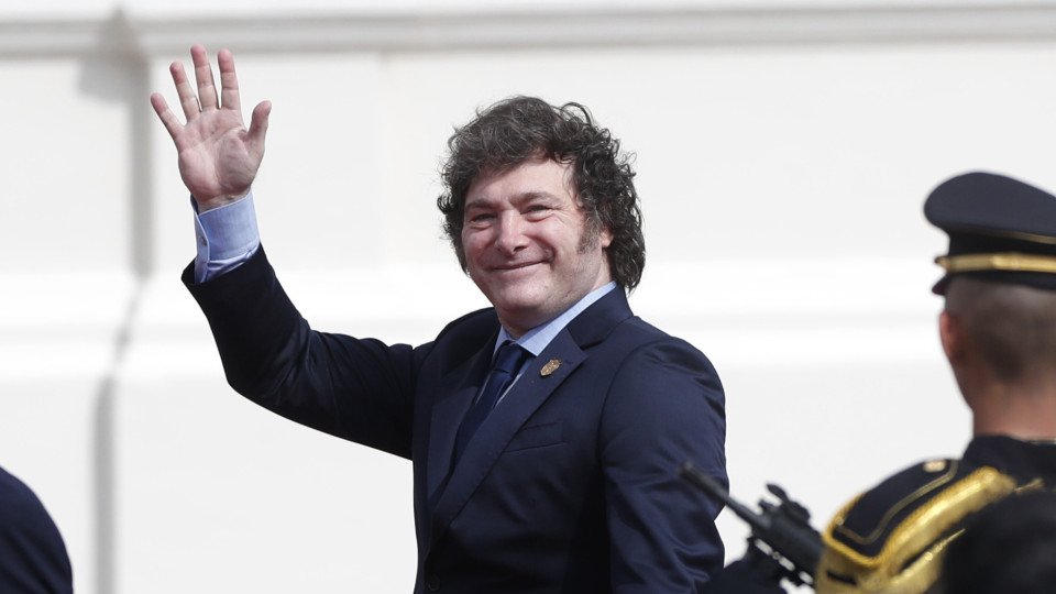 IMF Approves Loan of Almost 745 Million Euros to Argentina