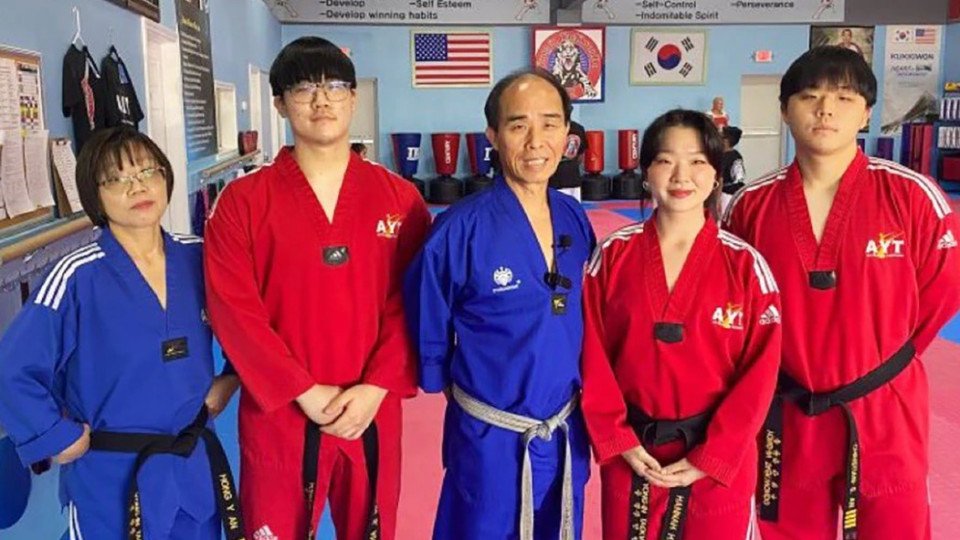 Family Of Taekwondo Instructors Saves Woman From Rapist