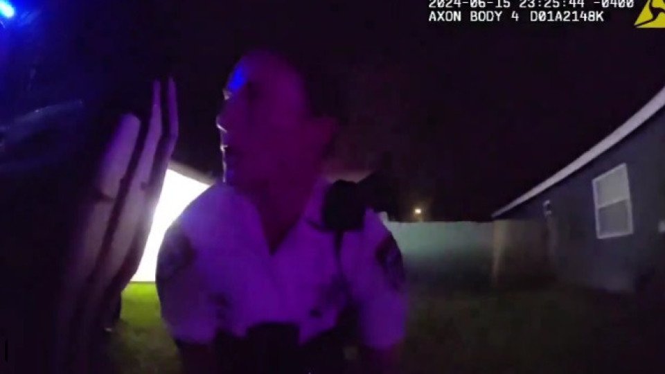 Young Man Kills His Parents In The US And Is Involved In An Exchange Of Fire With Police