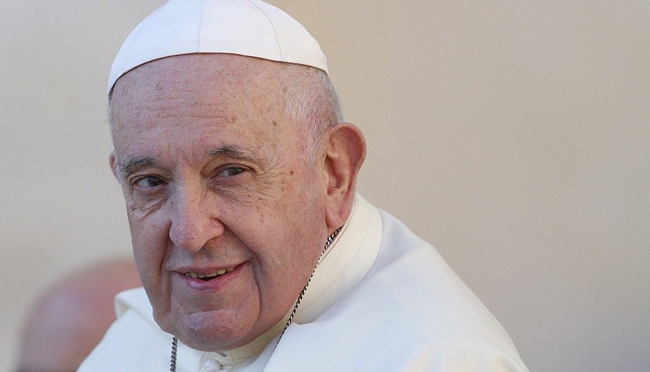 After Apologizing, Pope Uses “Faggotry” Again at Vatican