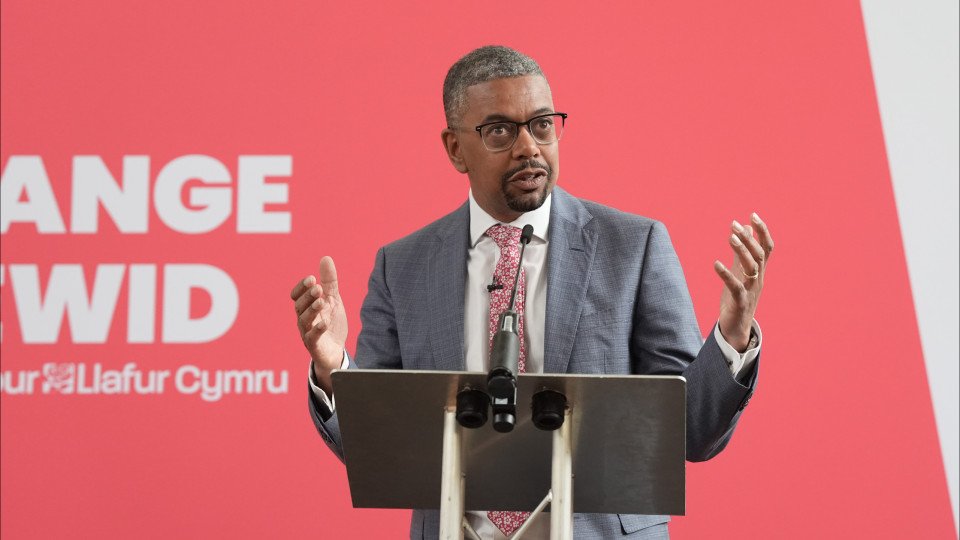 Welsh First Minister Refuses To Resign After Losing Motion Of No Confidence