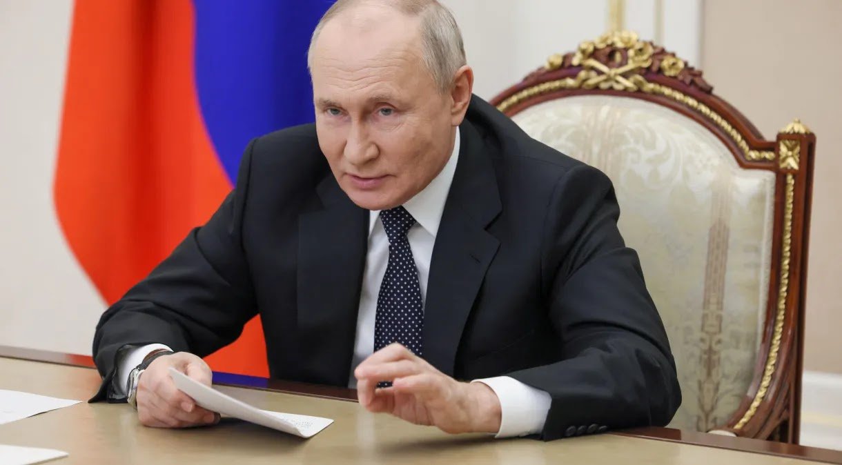 Stop fire? Yes, If Kyiv Gives Up NATO and the Occupied Territories