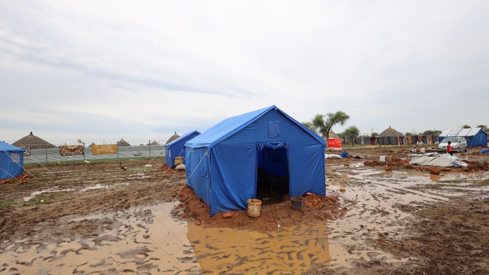 Torrential Rains Destroy a Thousand Tents in Displaced Camps in Sudan