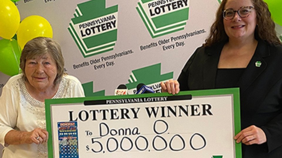 After Beating Cancer, Elderly Woman in the USA Wins 5 Million in a Scratch Card