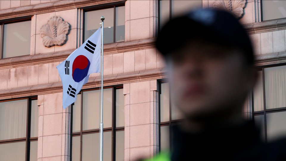 North Korean Diplomat Defects to South Korea