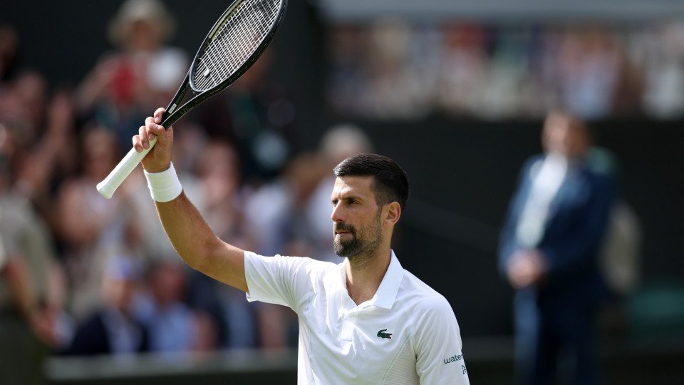 Djokovic In Wimbledon Third Round As He Beats Fearnley
