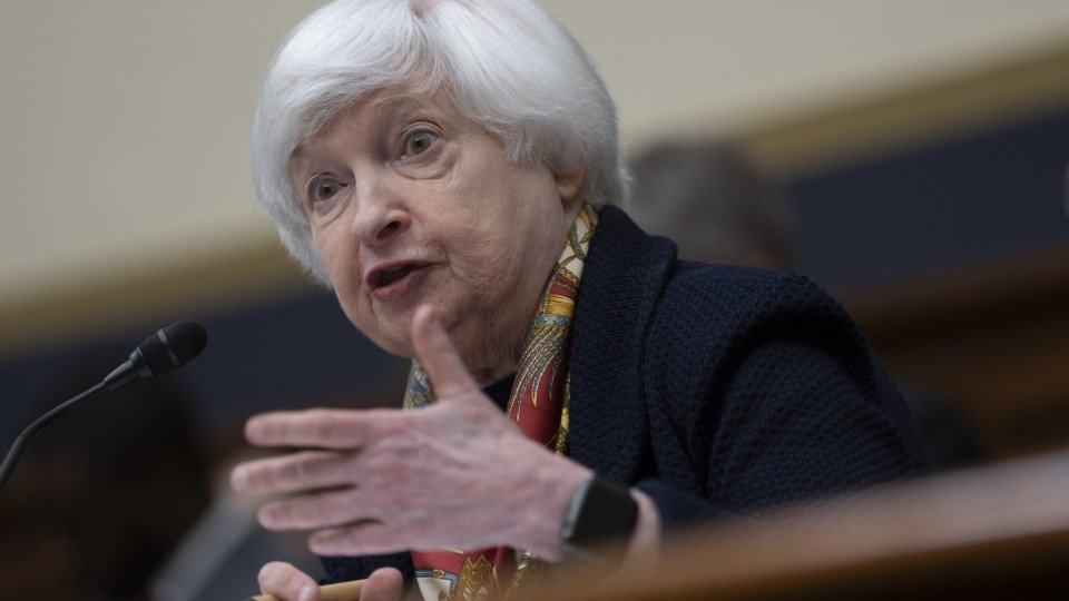 USA Supports the Creation of a Tax on Super-Rich Citizens