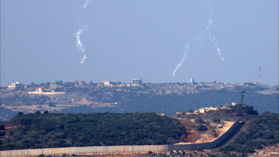 Hezbollah Claims to Have Fired 100 Rockets at Two Israeli Targets