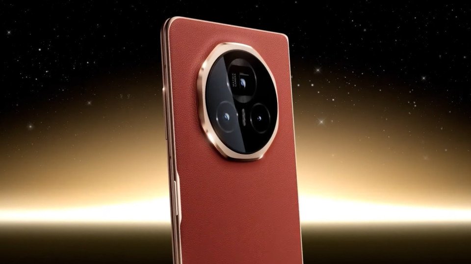 Honor Previews New Foldable Video