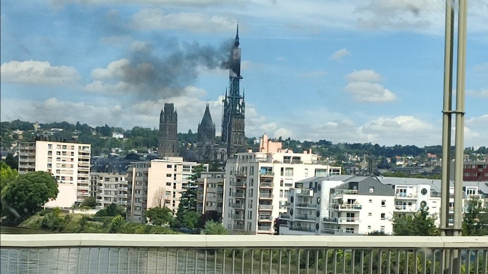 Fire Breaks Out in Rouen Cathedral Tower