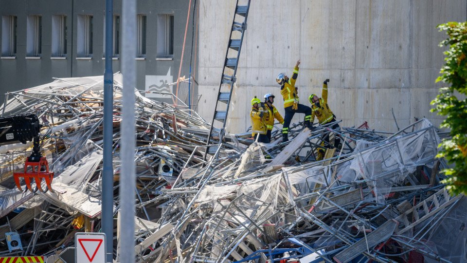 Accident In 14-storey Building Kills 2 (Missing) In Switzerland