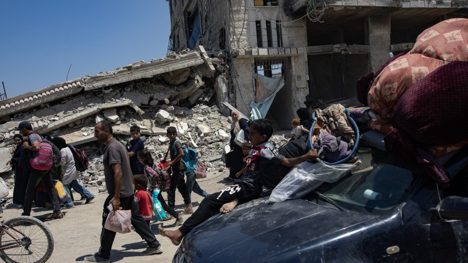 Another 180,000 Displaced in Four Days of Fighting in Khan Younis