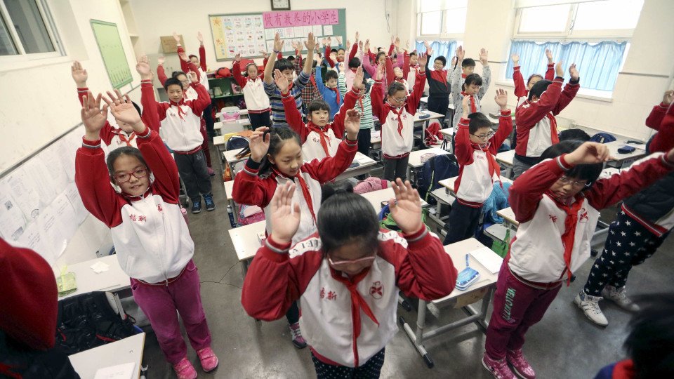 Chinese Reduce Teacher Vacancies in Face of Falling Birth Rate