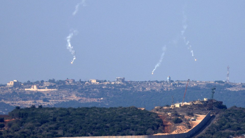 Conflict Escalates. Hezbollah Launches Around 30 Rockets Against Israel