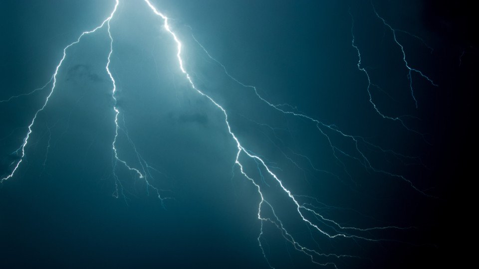 At Least Six Dead In China After Lightning Strikes Terrace