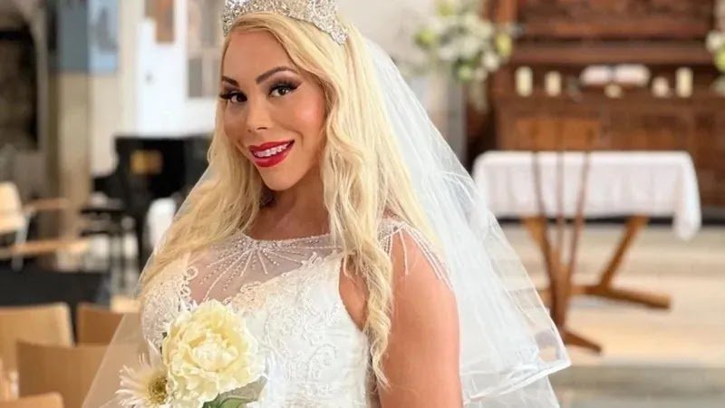 Brazilian Marries Herself, But Files for Divorce After a Year: ‘I Charged Myself Too Much’