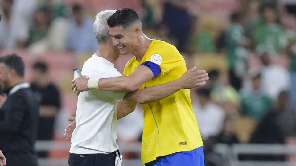Cristiano Ronaldo Says Goodbye To Luís Castro: "Thank You For Everything"