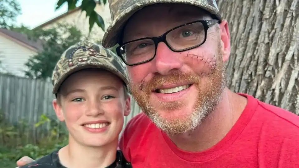 12-Year-Old Boy Saves Father From 200-Pound Bear Attack