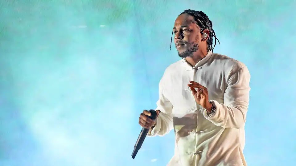 Do You Know Who Is The Artist Who Decides Who Performs At The Super Bowl Halftime Show?