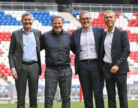 Bayern Munich Director Robbed In Barcelona, left Without Phone And Wallet