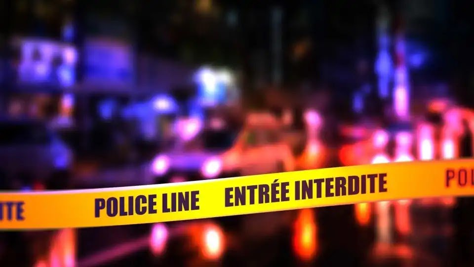 After Getting Out of Prison, Man Barricades Himself in House with Son and Threatens to Kill Him