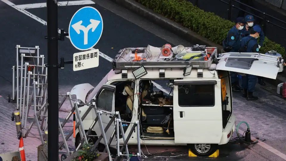 Man Attacks Japan's Ruling Party Headquarters