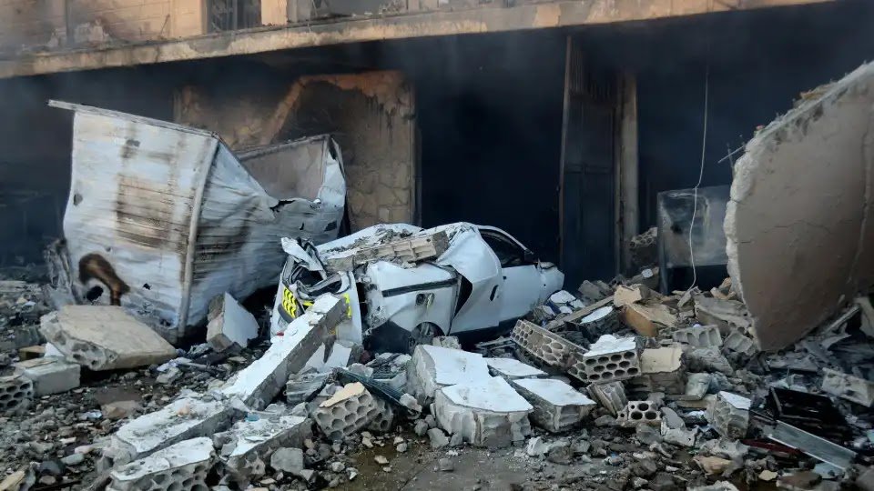 Moscow Begins Withdrawing Russian Citizens From Lebanon