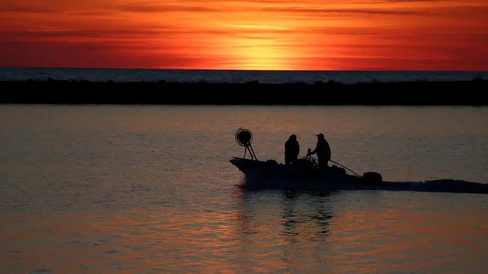 Italian Ship Takes First Group Of Asylum Seekers To Albania