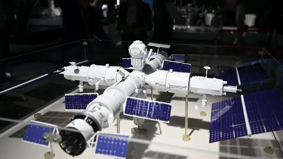 Russia Wants to Start Building Space Station in 2027