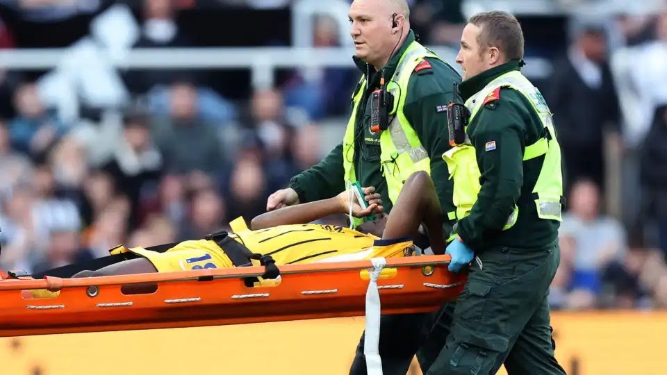 Scare. Danny Welbeck Leaves The Pitch On A Stretcher While Receiving Oxygen