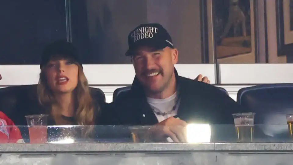 Taylor Swift And Travis Kelce Together In New York Stadium Grandstands