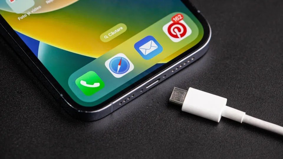 The Little Novelty That Will Make All the Difference When Charging Your iPhone