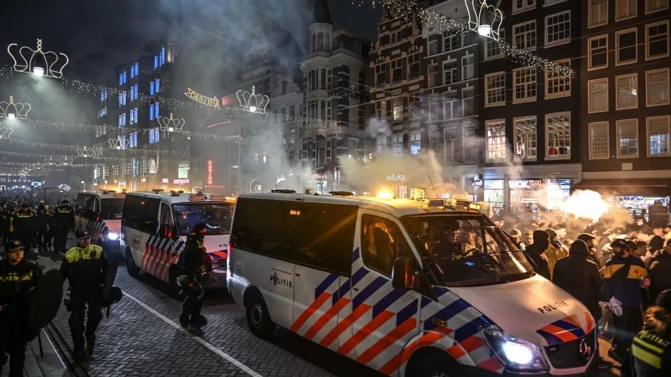 Five Injured, 62 Arrested In Clashes After Ajax-Maccabi Tel Aviv