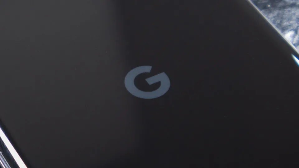 Rumor. Google Wants to Launch Apple's Macbook Pro Rival