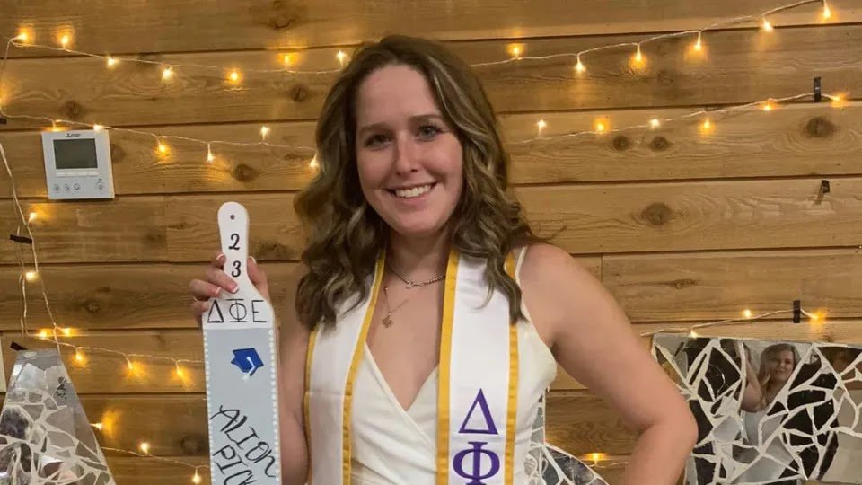 Woman Orders Her Usual Dish At A Restaurant And Dies Of Anaphylactic Shock