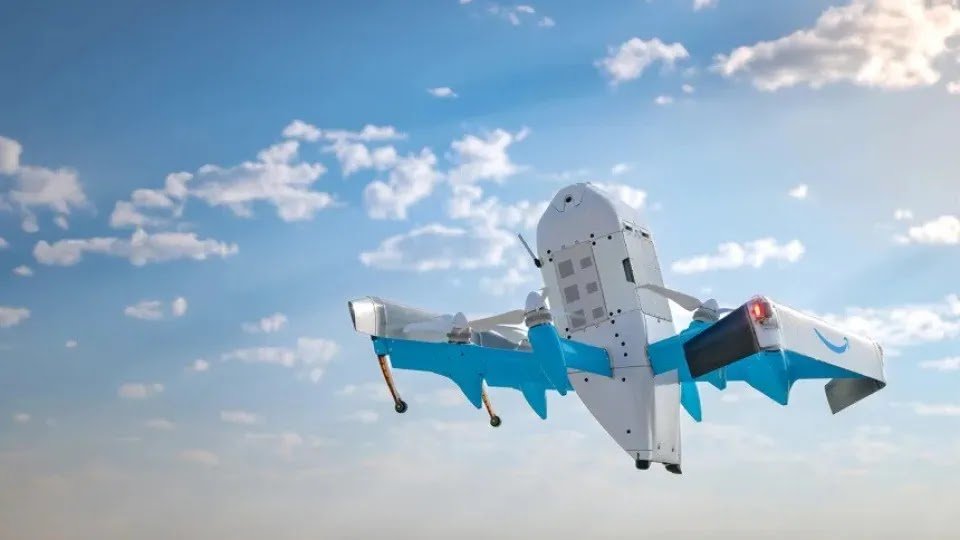 Amazon to Expand Delivery Service with Drones