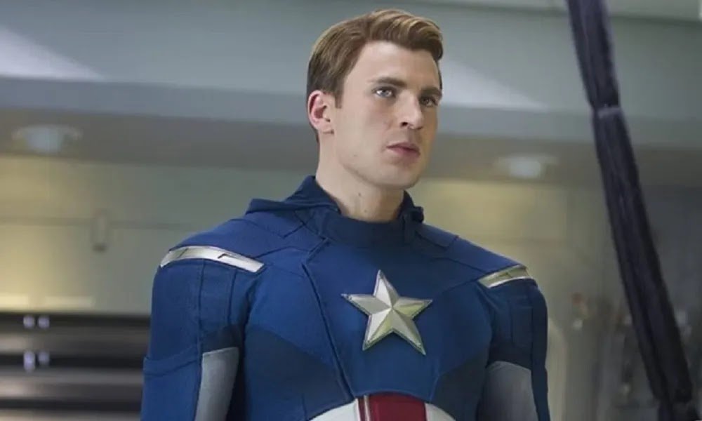 Nµde of Captain America Goes Viral Again and Outrages Netizens