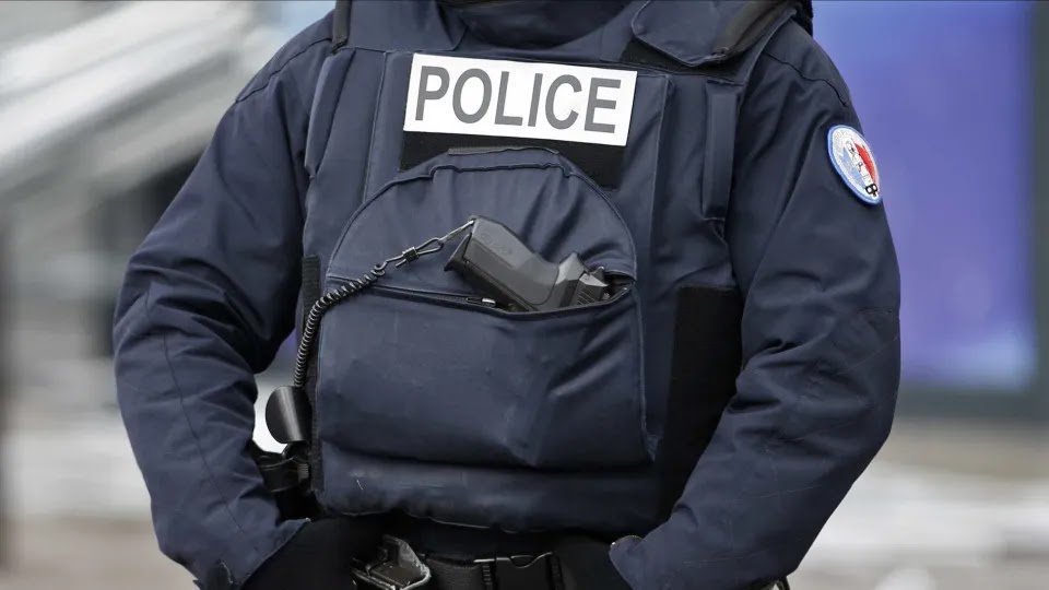 “Shouted ‘Allah Akbar’”. Police Kill After Threats, But Gun Was Fake