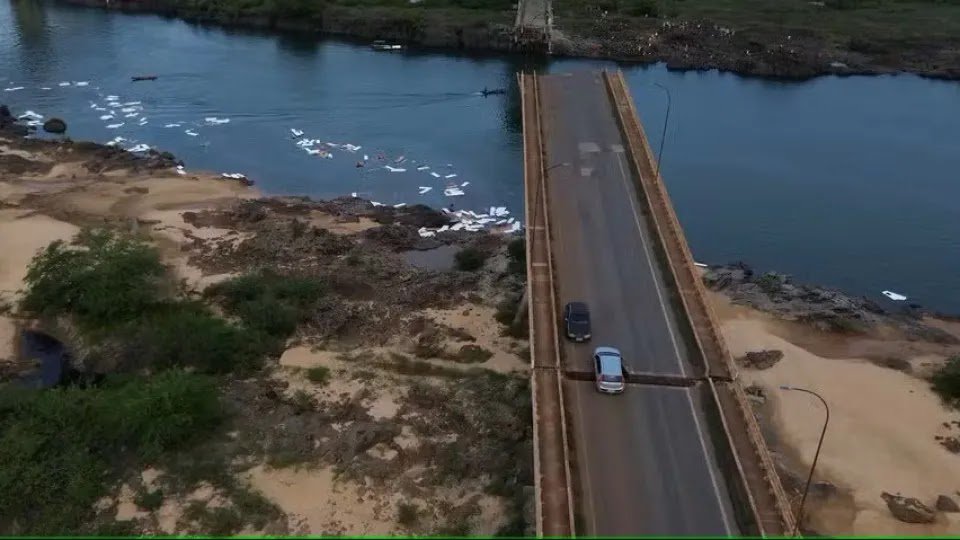 Aerial Image Shows Car Stuck in Crack on Collapsed Bridge in Brazil