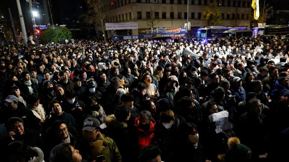 Seven in 10 South Koreans Support Motion Against President