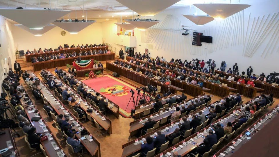 CNE Sets Inauguration of Mozambique's New Parliament for January 13
