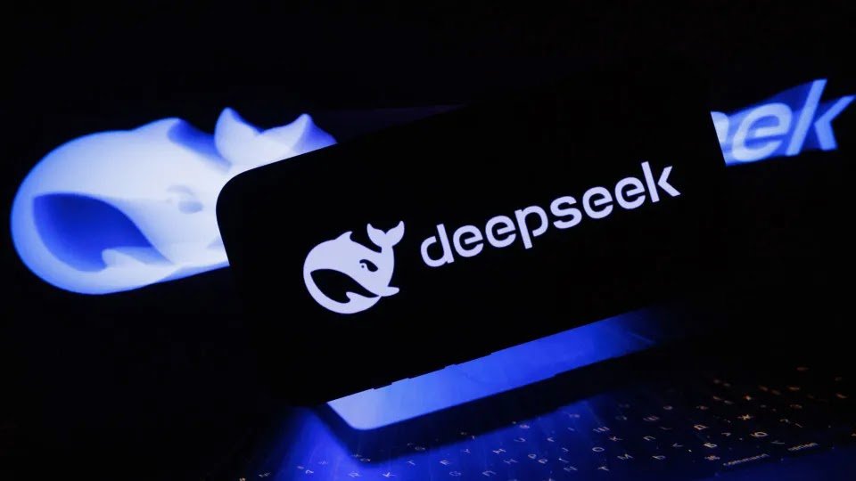 DeepSeek Limits Logging Due to “Large-Scale Malicious Attacks”