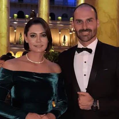 Eduardo E Michelle Bolsonaro Não Puderam Acompanhar A Posse De Trump Dentro Do Capitólio