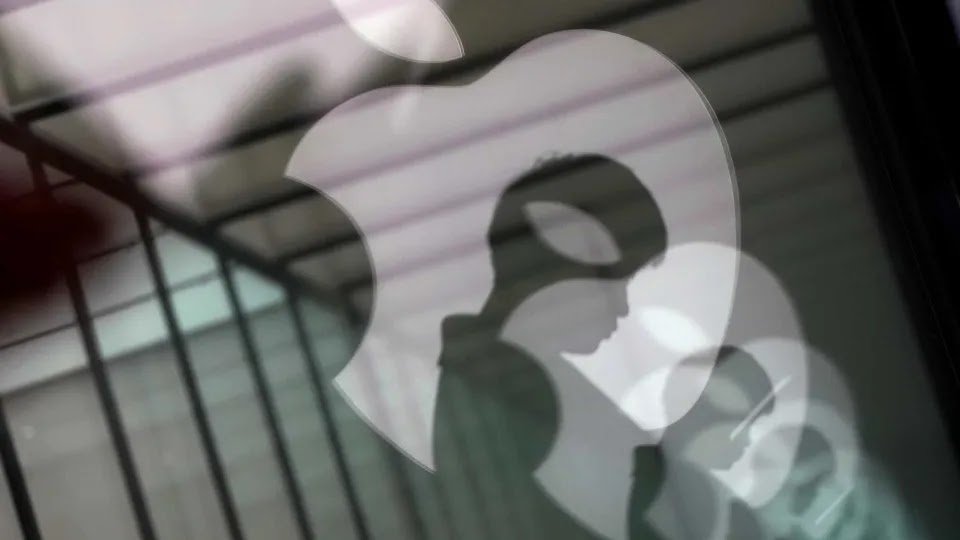 Forget The iPhone. Apple Is Saving Something More Interesting for 2025